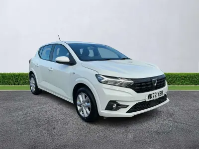 Begagnad Dacia Sandero Comfort 100 HK (73 kW) 2022 Vit Halvkombi