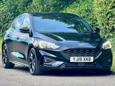 Used Ford Focus ST-Line 125 HP (91 kW) 2019 Black Hatchback