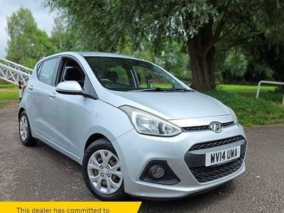 Silver Used 2014 Hyundai i10 SE Hatchback | £2,499 (A bit pricey)