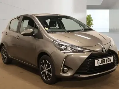 Begagnad Toyota Yaris 2019