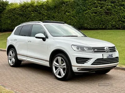 Used VW Touareg R-line Plus 262 HP (192 kW) 2017 White SUV