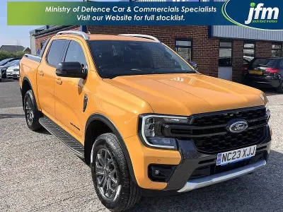 Begagnad Ford Ranger Wildtrack 2023 Orange Pickup