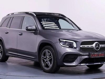 Mercedes GLB220