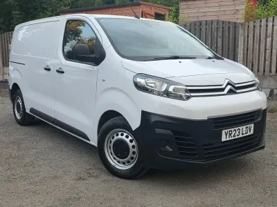 Used Citroën Dispatch 142 HP (104 kW) 2023 White MPV