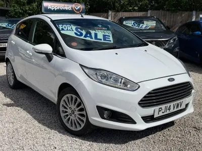 Used Ford Fiesta Titanium 2014 White Hatchback