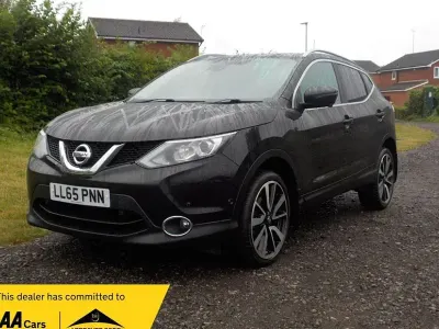 Used Nissan Qashqai Tekna 110 HP (80 kW) 2015 Black SUV