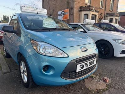 Usado Ford Ka Studio 69 HP (50 kW) 2015 Azul Citadino