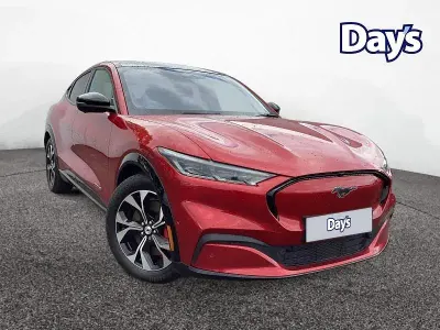 Begagnad Ford Mustang Mach-E Extended Range 258 kW (351 HK) 2022 Röd SUV