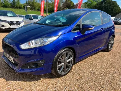 Używany Ford Fiesta ST 125 KM (91 kW) 2016 Niebieski Hatchback