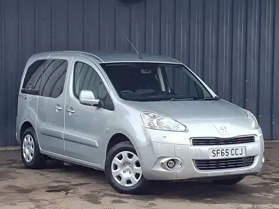 Begagnad Peugeot TePee S 92 HK (67 kW) 2015 Silver Kombi