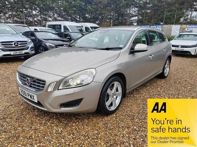 Used Volvo V60 SE Lux 180 HP (132 kW) 2011 Gold Estate