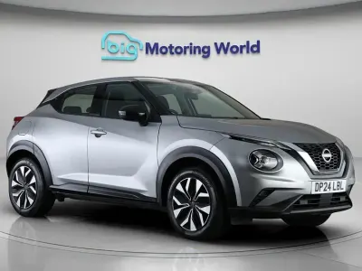 Begagnad Nissan Juke Acenta 117 HK (86 kW) 2024 Silver SUV