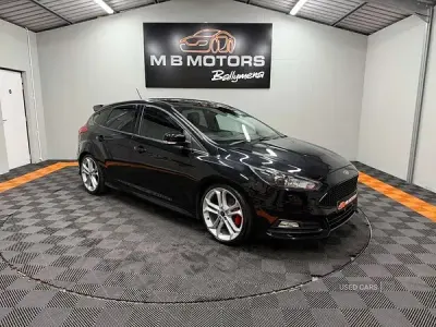 Używany Ford Focus ST 2018 Czarny Hatchback