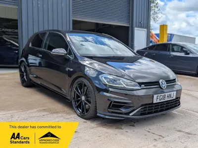 Używany VW Golf VII R 310 KM (228 kW) 2018 Czarny Hatchback