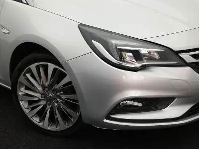 Used Vauxhall Astra 150 HP (110 kW) 2019 Silver Hatchback