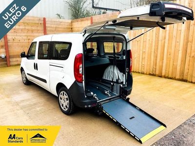 Used Fiat Doblò Active 2018 White MPV