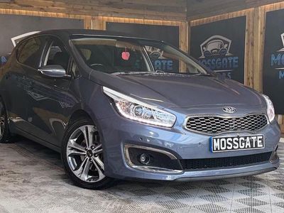 Używany Kia Ceed 2017 Niebieski Hatchback