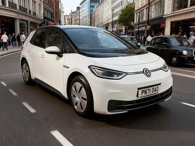 White Used 2021 VW ID.3 Pro Hatchback | £15,500 (Fair price)
