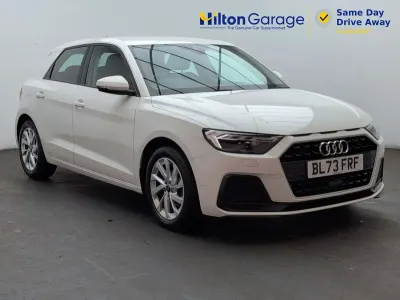 Used Audi A1 Sportback Sport 95 HP (69 kW) 2023 White Hatchback