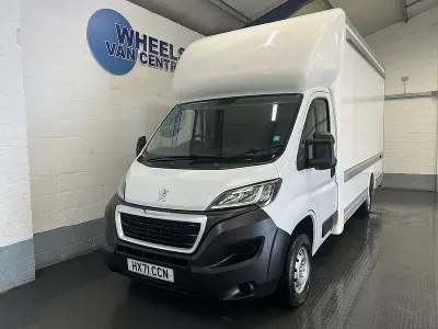 Second-hand Peugeot Boxer Business-Line 165 CP (121 kW) 2021 Alb Van