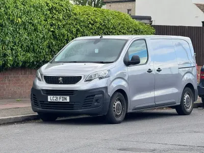 Second-hand Peugeot Expert 100 CP (73 kW) 2021 Gri Van