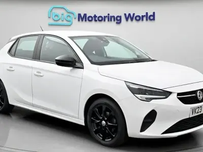 Używany Vauxhall Corsa Design Edition 75 KM (55 kW) 2023 Biały Hatchback