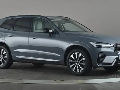 Used Volvo XC60 Plus 250 HP (183 kW) 2022 Grey SUV