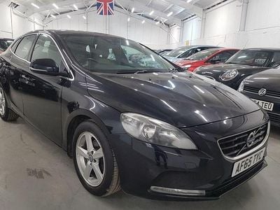 Black Used 2015 Volvo V40 SE Hatchback | £2,990 (Fair price)