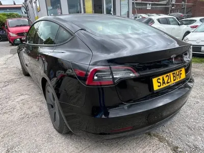 Used Tesla Model 3 11 kW (15 HP) 2021 Sedan