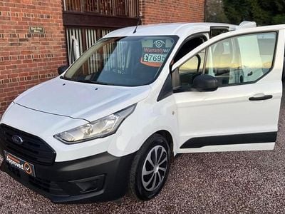 White Used 2019 Ford Transit Connect MPV | £5,995 (Super price)