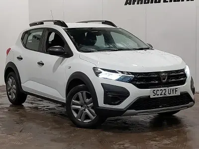 Used Dacia Sandero Essentiel 100 HP (73 kW) 2022 White Hatchback