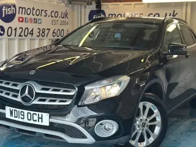 Used Mercedes GLA200 Executive 156 HP (114 kW) 2019 Black SUV