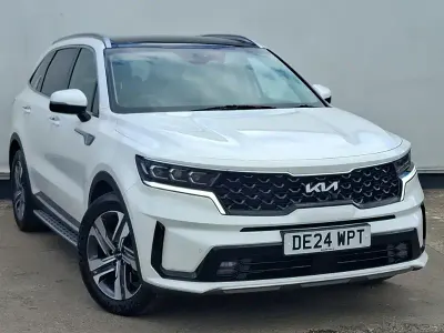 Used Kia Sorento Vision 190 HP (139 kW) 2024 White SUV