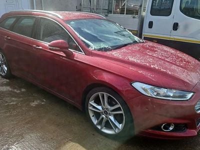 Used Ford Mondeo Active 179 HP (131 kW) 2016 Red Estate
