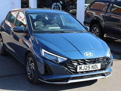 Used Hyundai i20 Advanced 101 HP (74 kW) 2025 Blue Hatchback