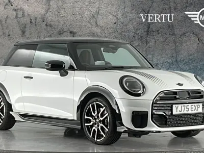Used Mini Cooper S Hatch 201 HP (147 kW) 2025 White Hatchback