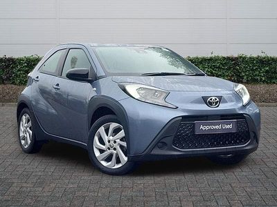 Used Toyota Aygo X PURE 72 HP (52 kW) 2024 Grey SUV