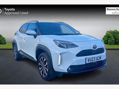 Used 2025 Toyota Yaris Hybrid Design Estate | £22,459 (Good price)