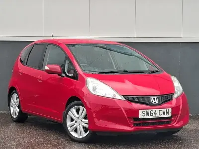 Used Honda Jazz ES 100 HP (73 kW) 2014 Red Hatchback