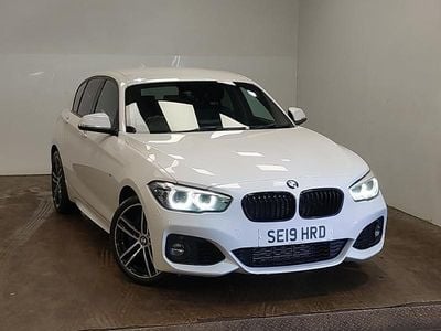 Usado BMW 118 M Sport 136 HP (100 kW) 2019 Branco Citadino