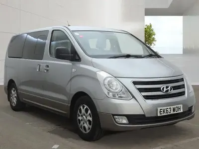 Used Hyundai I800 Style 2013 Silver MPV