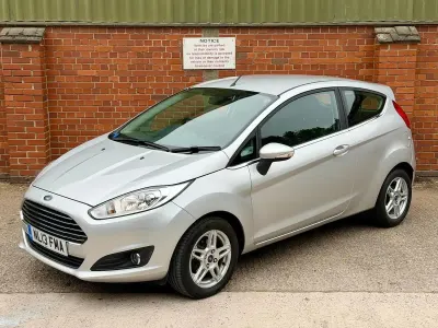 Used Ford Fiesta Zetec 2013 Silver Hatchback