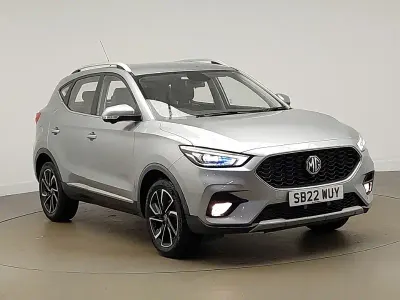 Używany MG ZS Exclusive 106 KM (77 kW) 2022 Srebrny SUV