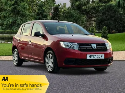 Used Dacia Sandero Ambiance 88 HP (64 kW) 2017 Red Hatchback