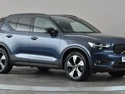 Used Volvo XC40 R-Design 262 HP (192 kW) 2021 Blue SUV