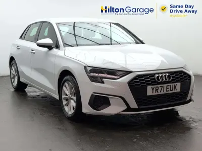 Used Audi A3 Sportback Advanced 110 HP (80 kW) 2021 White Hatchback