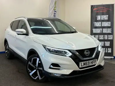 Used Nissan Qashqai Tekna 115 HP (84 kW) 2019 White SUV