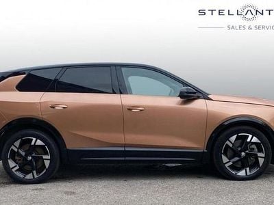 Used Vauxhall Grandland Ultimate 154 kW (210 HP) 2024 Yellow SUV