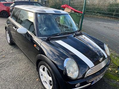 Black Used 2002 Mini Cooper Hatch Hatchback | £1,250