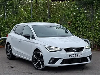 Used Seat Ibiza FR Sport 115 HP (84 kW) 2024 White Hatchback